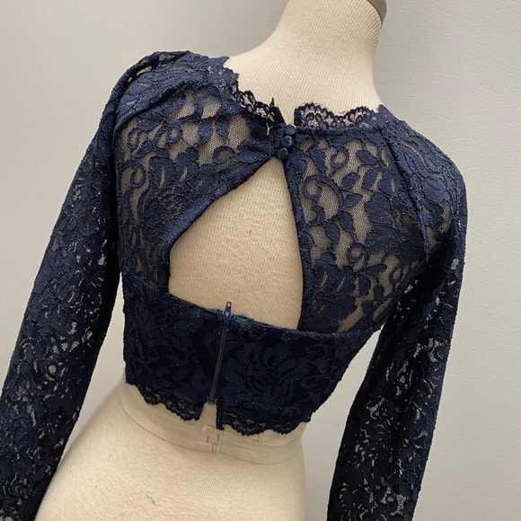 Blue floral lace blouse - Picture 6 of 11